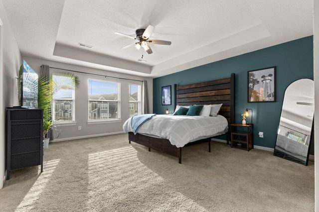 14540 Twin Lakes Circle, Burnsville, MN 55306