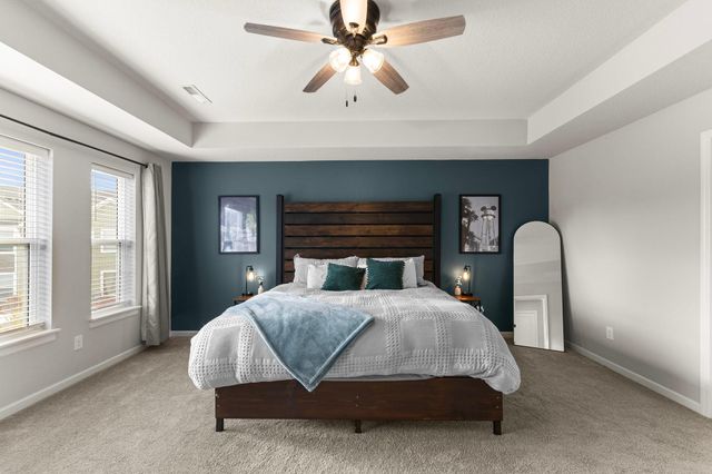 14540 Twin Lakes Circle, Burnsville, MN 55306