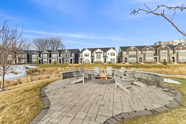 14540 Twin Lakes Circle, Burnsville, MN 55306