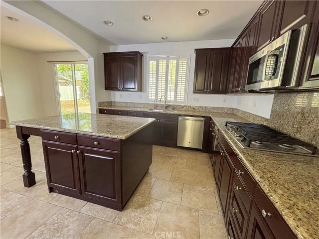 27404 Desert Willow Street, Murrieta, CA 92562