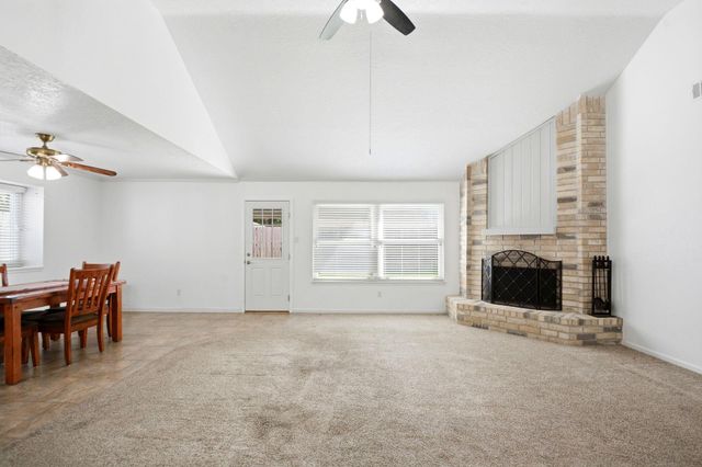 16738 Barkentine Lane, Friendswood, TX 77546
