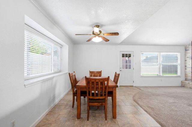 16738 Barkentine Lane, Friendswood, TX 77546