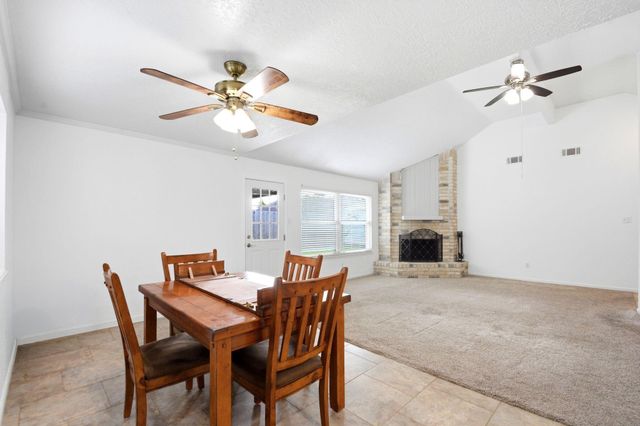 16738 Barkentine Lane, Friendswood, TX 77546