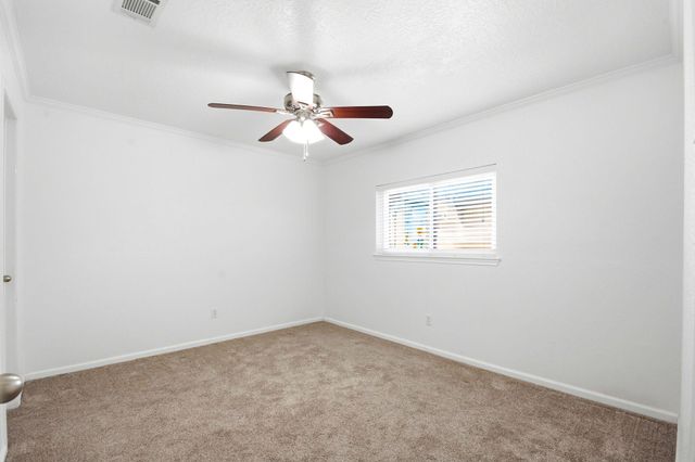 16738 Barkentine Lane, Friendswood, TX 77546