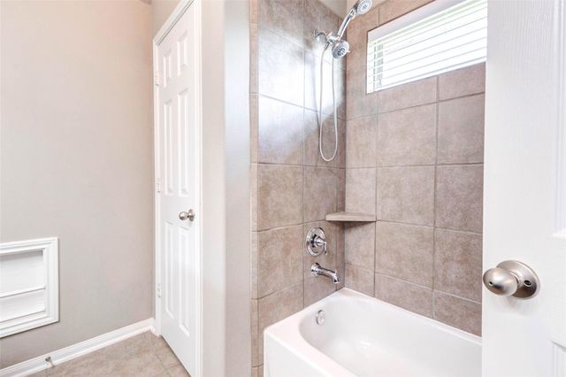 19539 Keystone Falls Court, Richmond, TX 77407