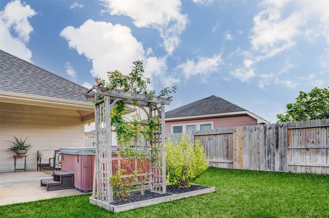 19539 Keystone Falls Court, Richmond, TX 77407