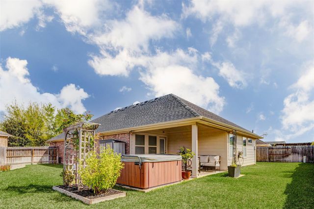 19539 Keystone Falls Court, Richmond, TX 77407