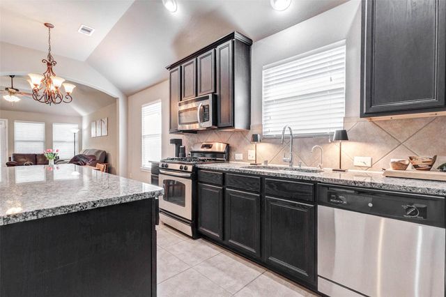 19539 Keystone Falls Court, Richmond, TX 77407