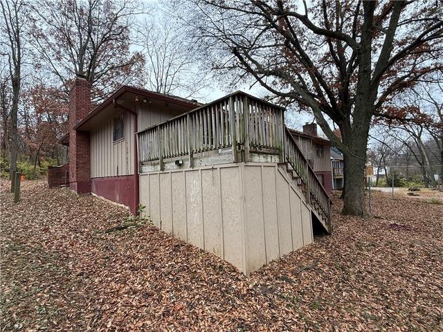 3720 CRESCENT Avenue, Kansas City, MO 64133