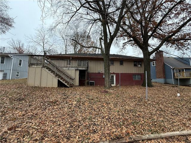 3720 CRESCENT Avenue, Kansas City, MO 64133