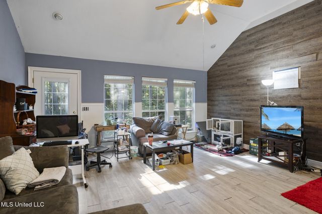 105 Green Bay Drive, Petal, MS 39465