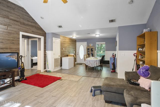 105 Green Bay Drive, Petal, MS 39465