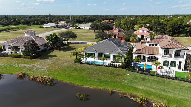 207 SE Bella Strano, Port St Lucie, FL 34984