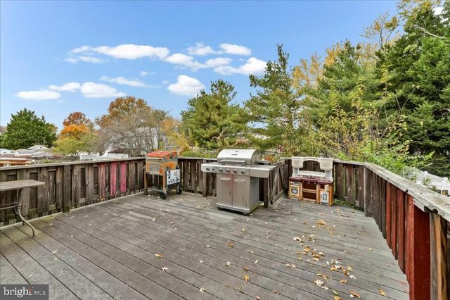 1022 OLD FORGE RD, New Castle, DE 19720