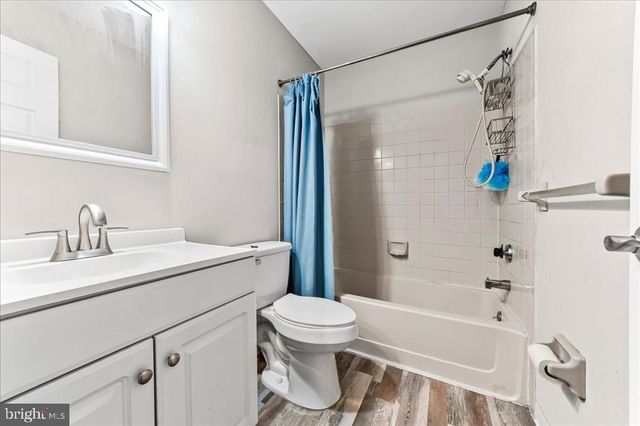 1022 OLD FORGE RD, New Castle, DE 19720