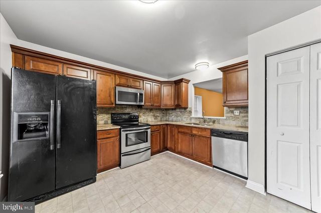 1022 OLD FORGE RD, New Castle, DE 19720