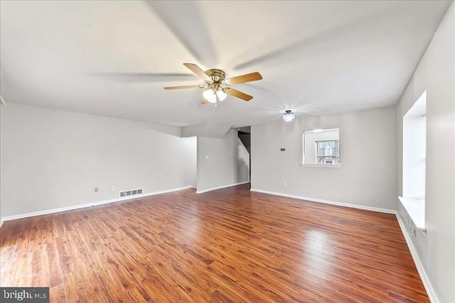 1022 OLD FORGE RD, New Castle, DE 19720