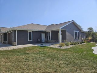 W7986 County Road B #10, Lake Mills, WI 53551