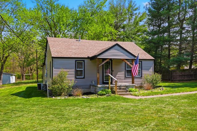 410 College Hill Road, Waco, KY 40385
