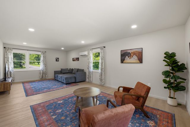 202 Harpeth Hills Dr, Franklin, TN 37069