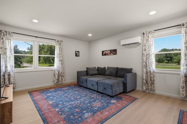 202 Harpeth Hills Dr, Franklin, TN 37069