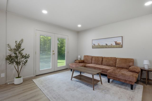 202 Harpeth Hills Dr, Franklin, TN 37069