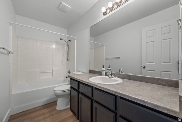 1060 W OLDHAM DR, North Salt Lake, UT 84054