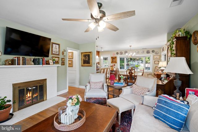 5201 BROOKEWAY DR, Bethesda, MD 20816