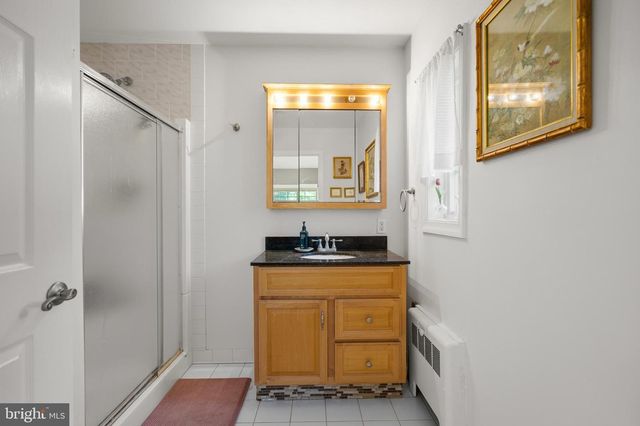 5201 BROOKEWAY DR, Bethesda, MD 20816