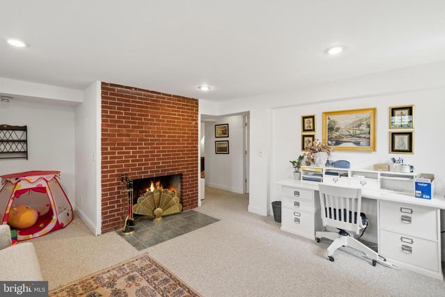 5201 BROOKEWAY DR, Bethesda, MD 20816