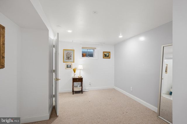 5201 BROOKEWAY DR, Bethesda, MD 20816