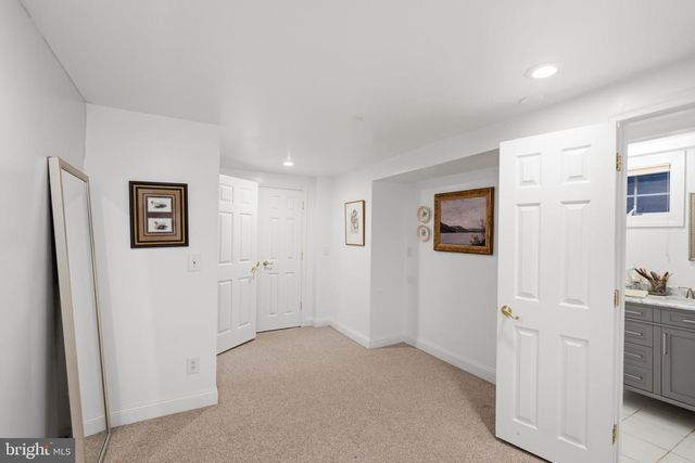 5201 BROOKEWAY DR, Bethesda, MD 20816