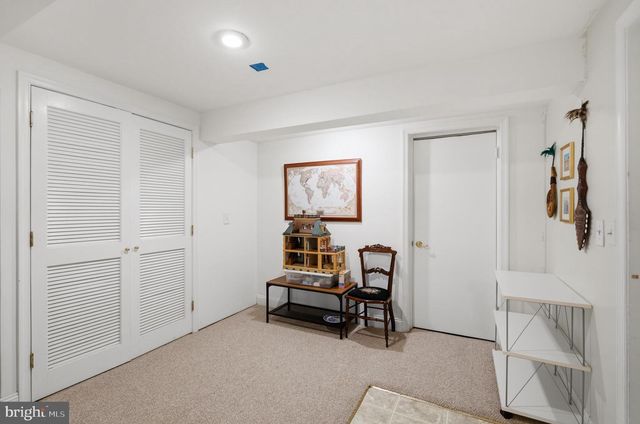 5201 BROOKEWAY DR, Bethesda, MD 20816
