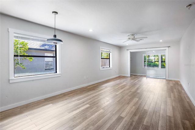 26312 SLEEPY HOLLOW STREET, Sorrento, FL 32776