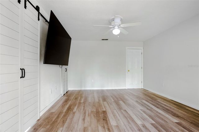 26312 SLEEPY HOLLOW STREET, Sorrento, FL 32776