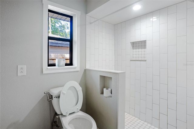 26312 SLEEPY HOLLOW STREET, Sorrento, FL 32776