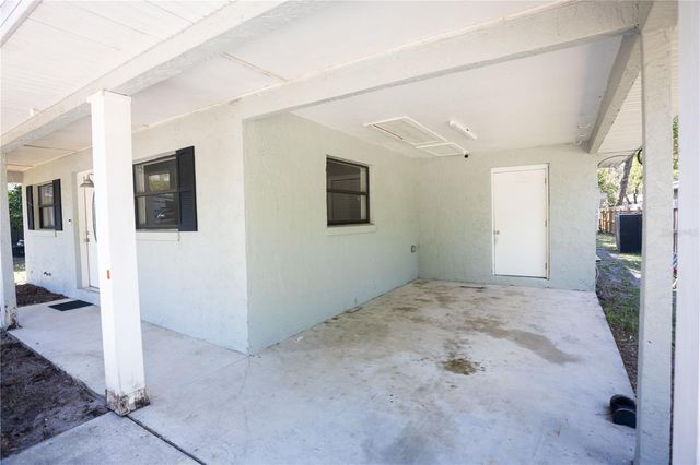 26312 SLEEPY HOLLOW STREET, Sorrento, FL 32776