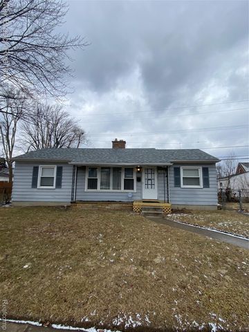 15835 Deerfield Avenue, Eastpointe, MI 48021
