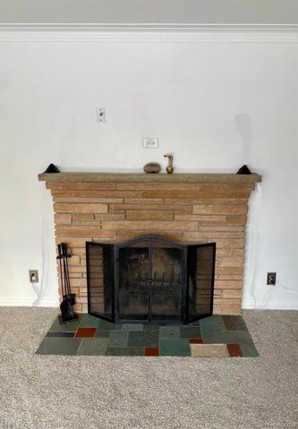 15835 Deerfield Avenue, Eastpointe, MI 48021