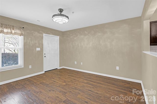 118 Steam Engine Drive 103, Mooresville, NC 28115