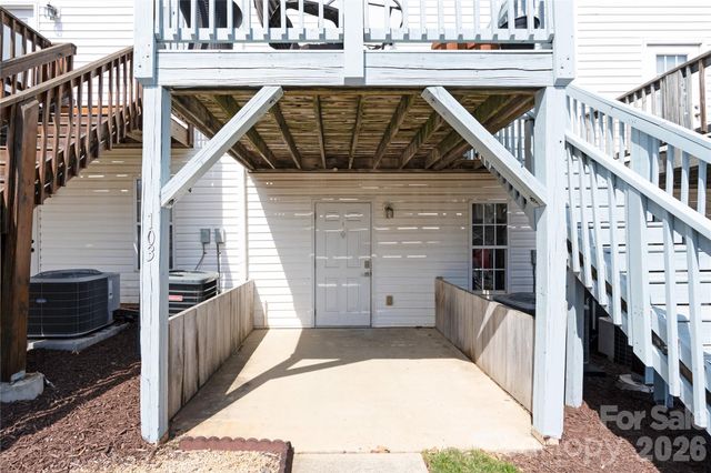 118 Steam Engine Drive 103, Mooresville, NC 28115