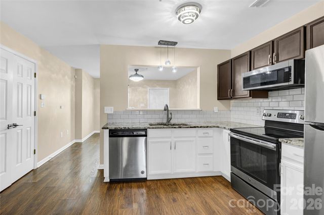 118 Steam Engine Drive 103, Mooresville, NC 28115