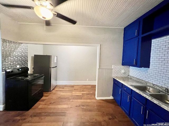 415 DENVER BLVD, San Antonio, TX 78210