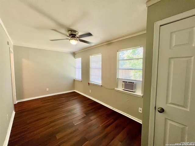 415 DENVER BLVD, San Antonio, TX 78210