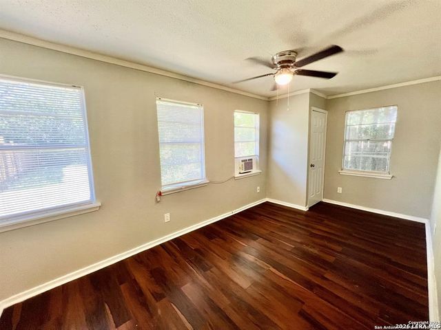 415 DENVER BLVD, San Antonio, TX 78210