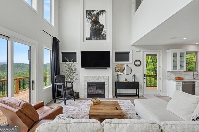 394 Bent Grass Way, Clayton, GA 30525