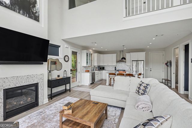 394 Bent Grass Way, Clayton, GA 30525