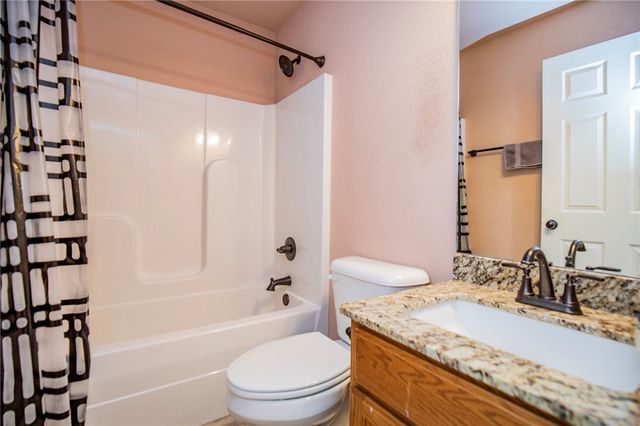 12238 Cavewood Road, Rogers, AR 72756