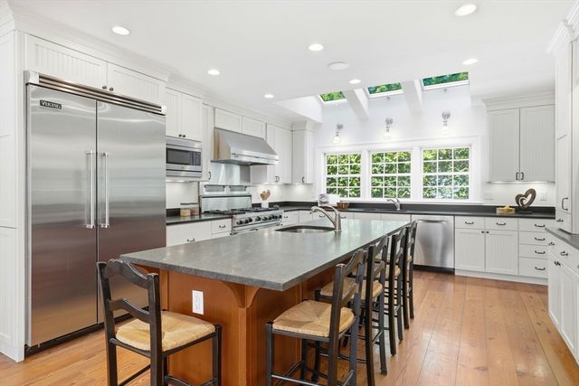 27 Slocum Road, Lexington, MA 02421