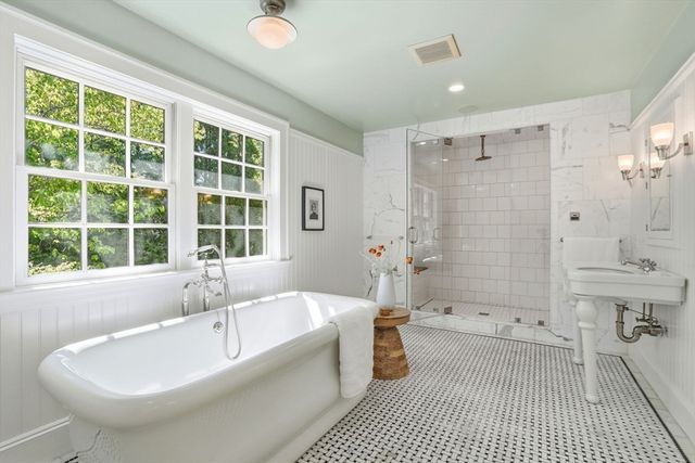 27 Slocum Road, Lexington, MA 02421